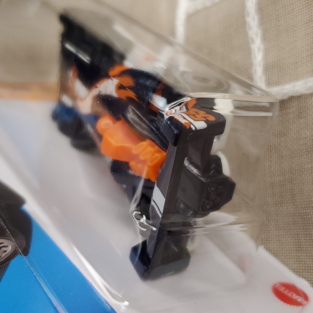 Hot Wheels - Picture 6 of 9